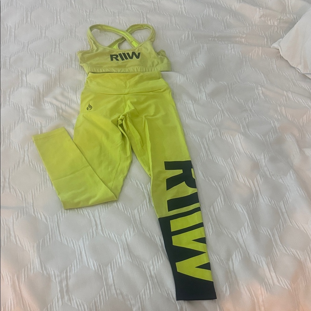 RIW neon Activewear Set